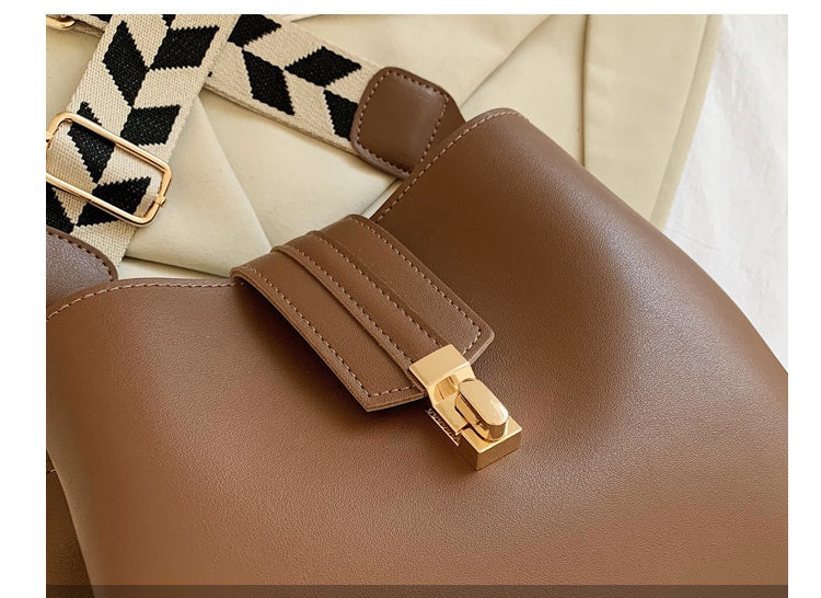 PREORDER: Tay Mini Bucket purse 9.15.25