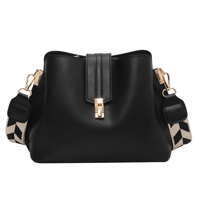 PREORDER: Tay Mini Bucket purse 9.15.25
