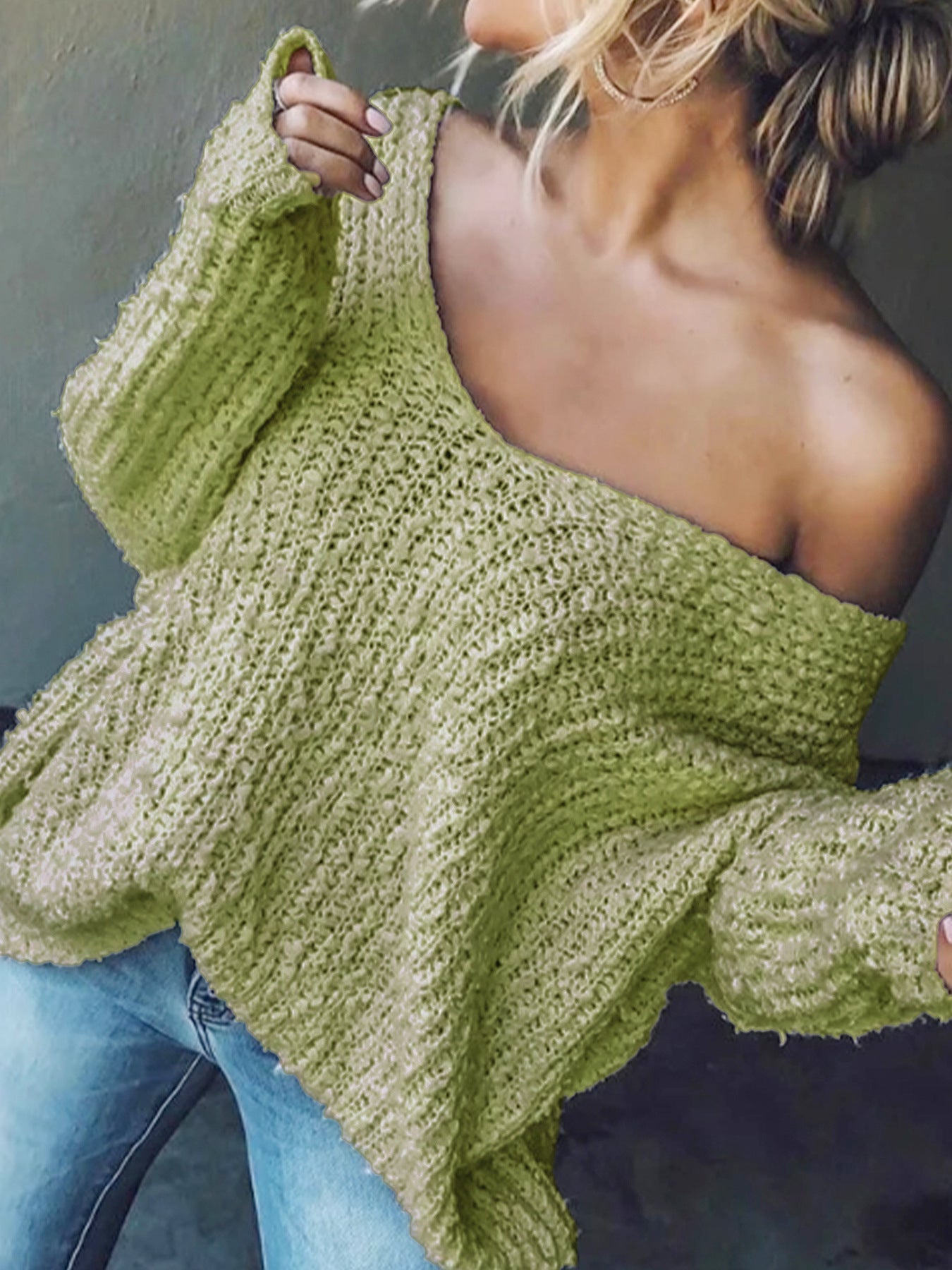 PREORDER: Lousea Sweater 9.22.25 osym