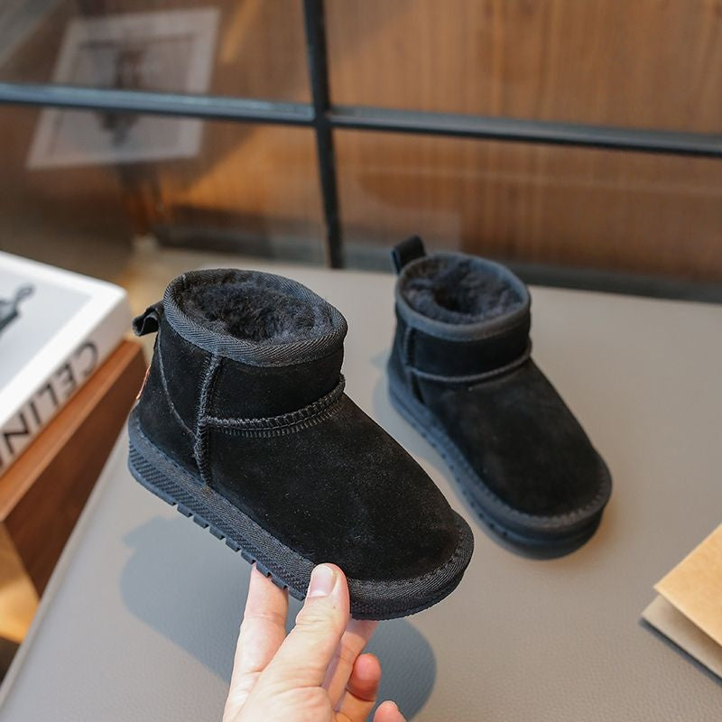 PREORDER: Faux Fur and Suede Mini Boots 9.8.25 osym