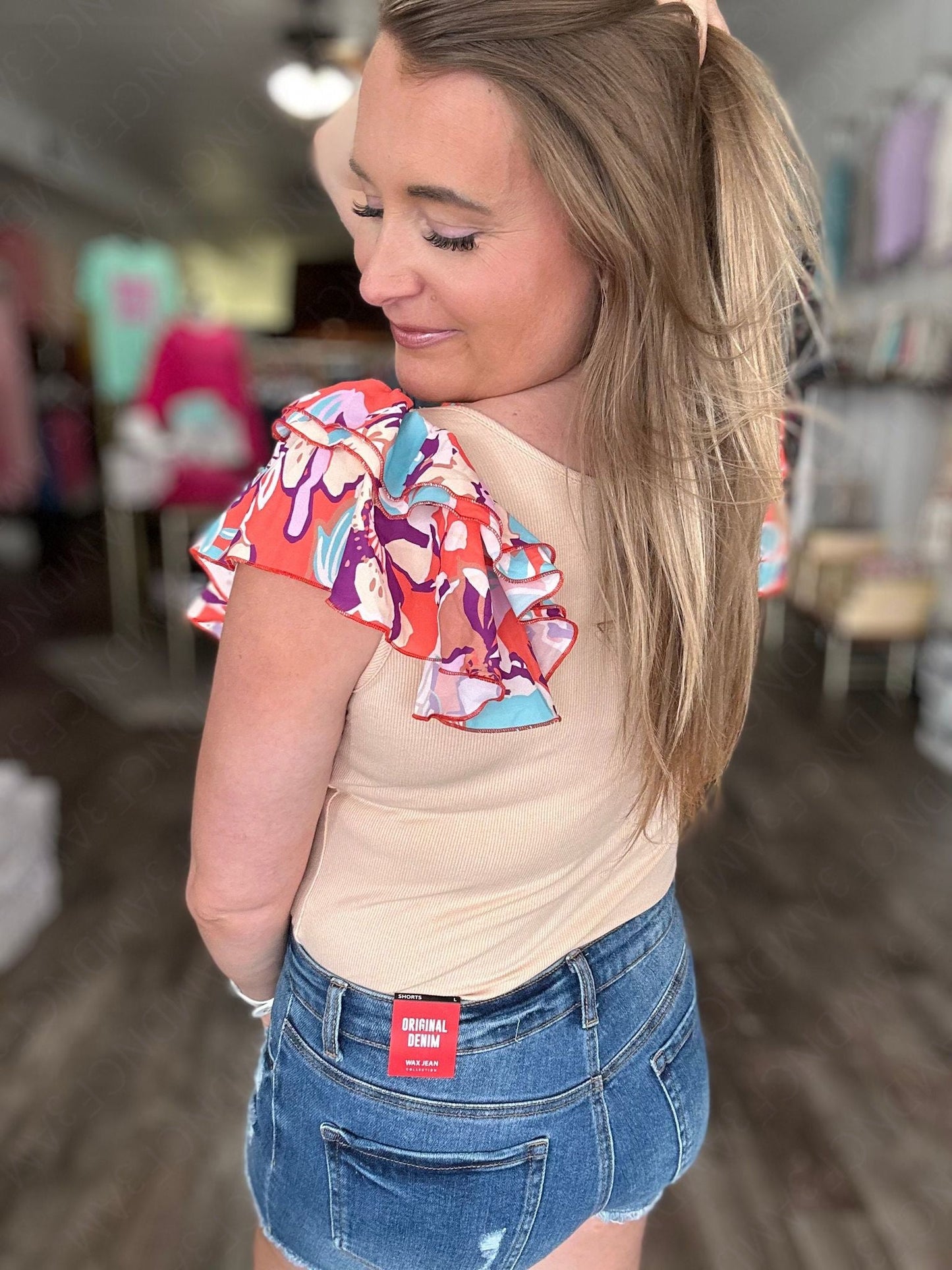 PREORDER: The Maci Floral Ruffle Sleeve Bodysuit 5.6.24 osym