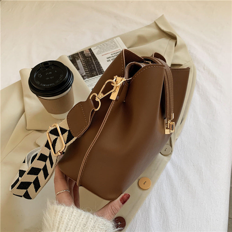 PREORDER: Tay Mini Bucket purse 9.15.25