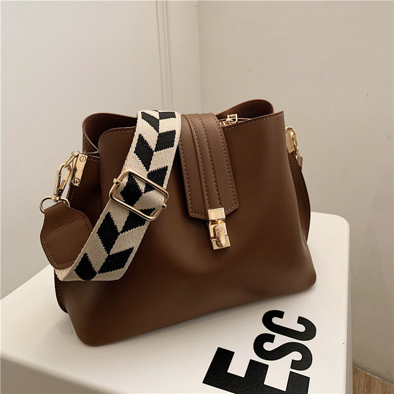 PREORDER: Tay Mini Bucket purse 9.15.25