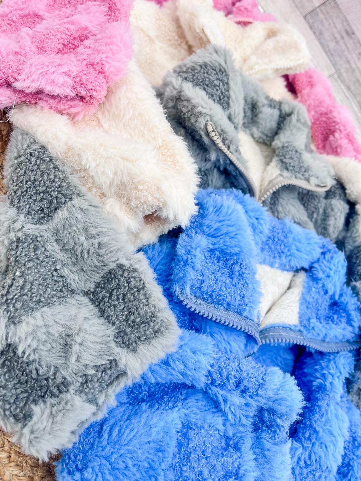 PREORDER: Rerun Checker Teddy Bear Fleece 12.1.25 osym