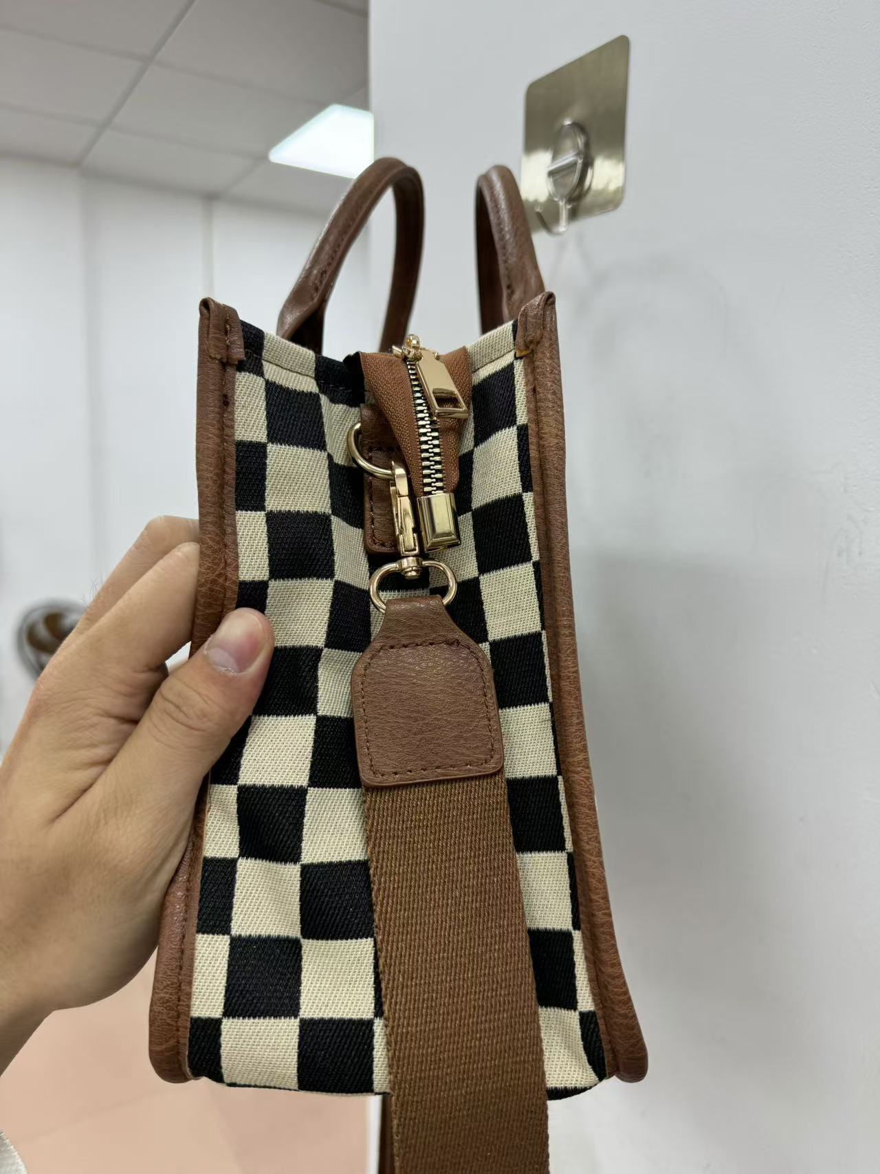 PREORDER: The Madison Market Tote 6.15.26 osym