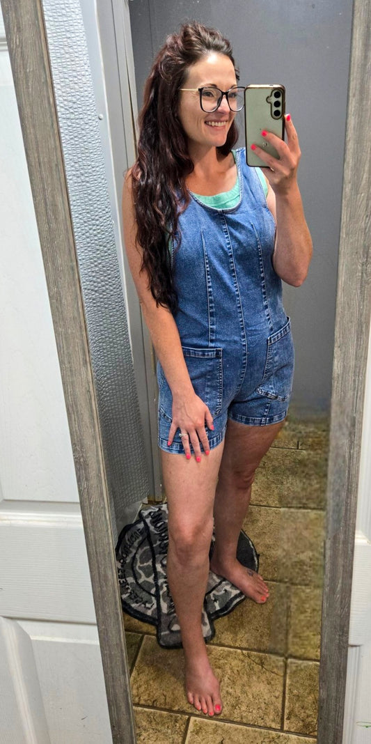 The MOM-eralls SHORTS edition