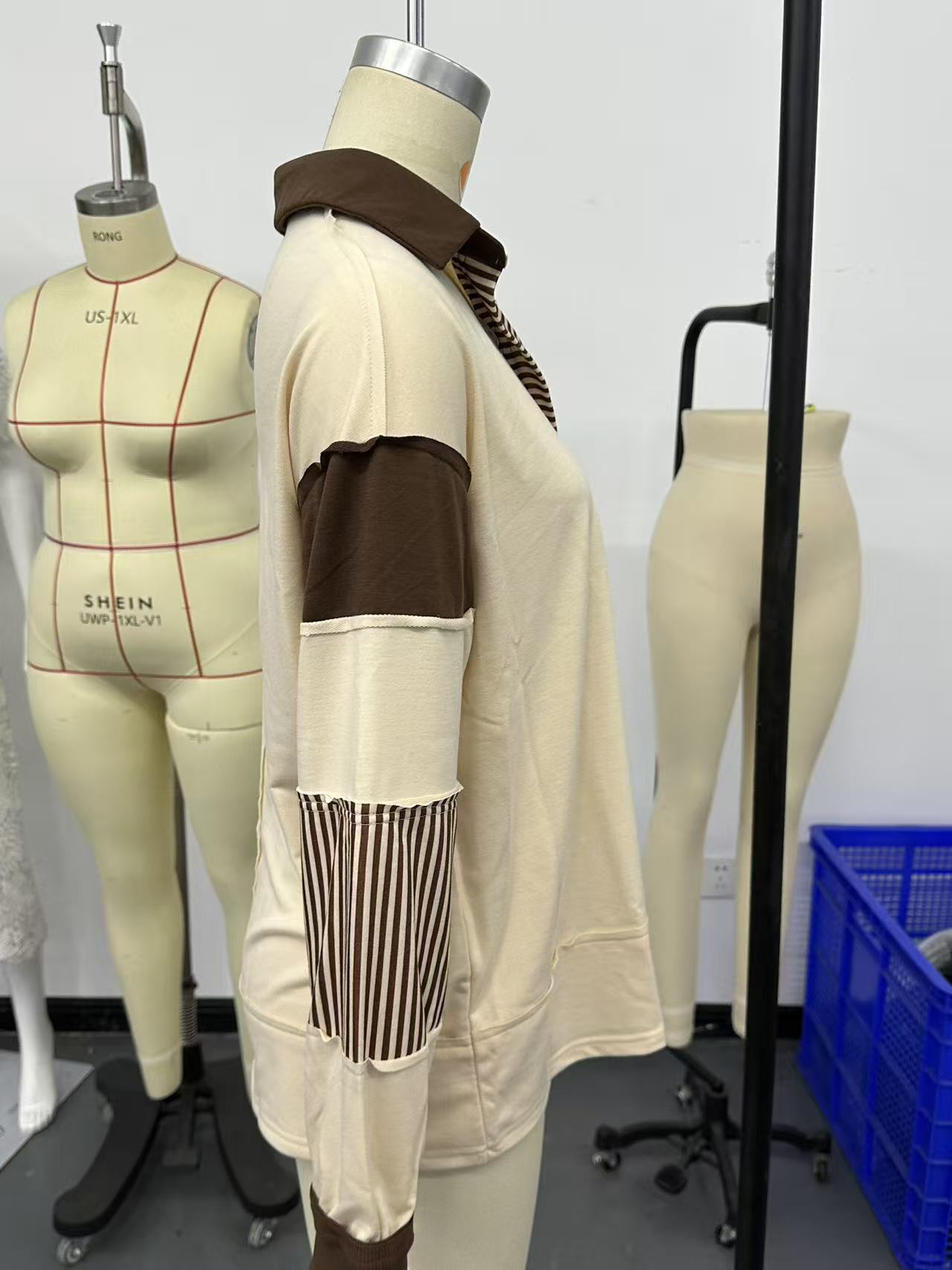 PREORDER:Rerun Bethany Pullover 12.1.25